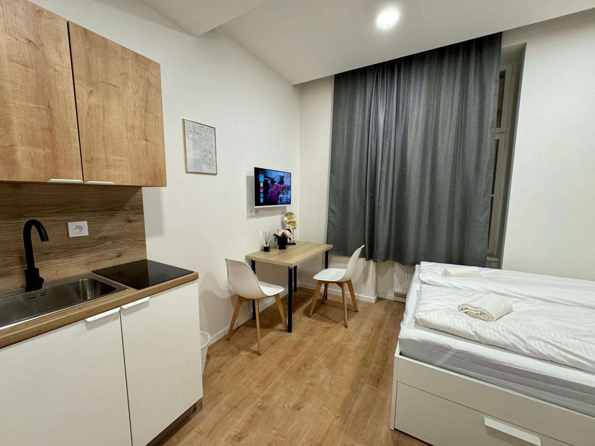 Zitna Downtown Apartments Praag Buitenkant foto